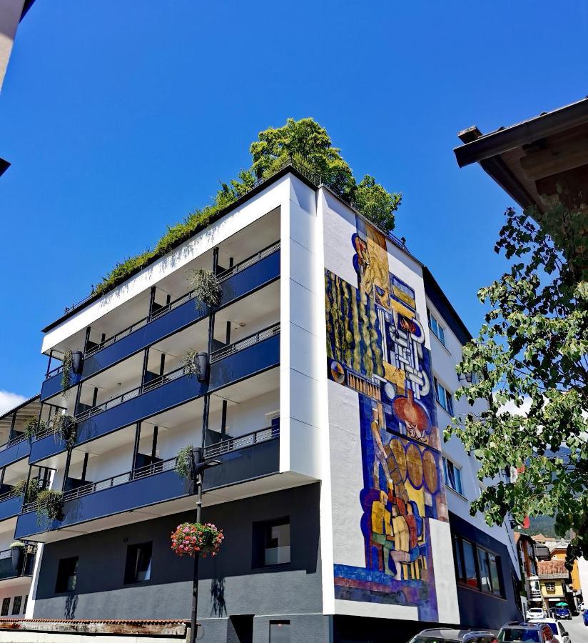 Stadthotel Eggerbraeu Imst Exterior photo